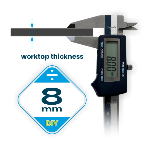 Hrúbka stolovej dosky je 8 mm