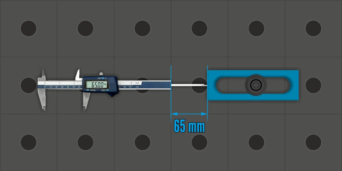 The engraved scale