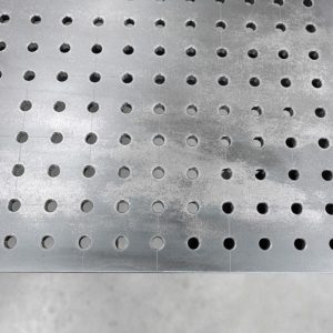 [OUTLET] Stół Spawalniczy PRO 1500x1480 mm – system φ16, siatka 50x50mm
