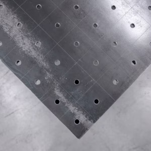 [OUTLET] Mesa de soldadura PLUS 2000x1000 mm – sistema φ16, rejilla 100x100 mm