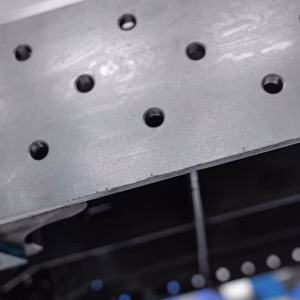 [OUTLET] Stół Spawalniczy PLUS 2000x1000 mm – system φ16, siatka 100x100mm