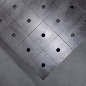 [OUTLET] Mesa de soldadura PLUS 2000x1000 mm – sistema φ16, rejilla 100x100 mm