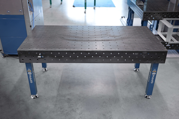 [OUTLET] Schweißtisch PLUS 2000 x 1000 mm – System φ16, Gitter 100 x 100 mm
