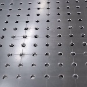 [OUTLET] Schweißtisch PRO 2000x1000 mm – System φ16, Gitter 50x50 mm