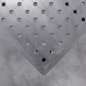 [OUTLET] Stół Spawalniczy BASIC 1500x1000 mm – system φ16, siatka 50x50mm