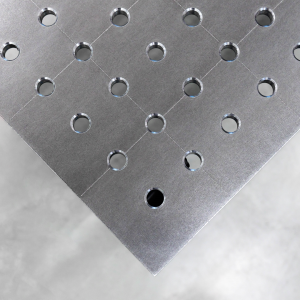 Svařovací stůl BASIC Rozměr - 2000x1000mm, Síťovina - 50x50mm, Systém - Φ16