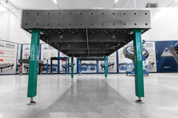SMART welding table Grid - 100x100mm, System - Φ16, Size - 2400x1200mm,  Top - 12mm