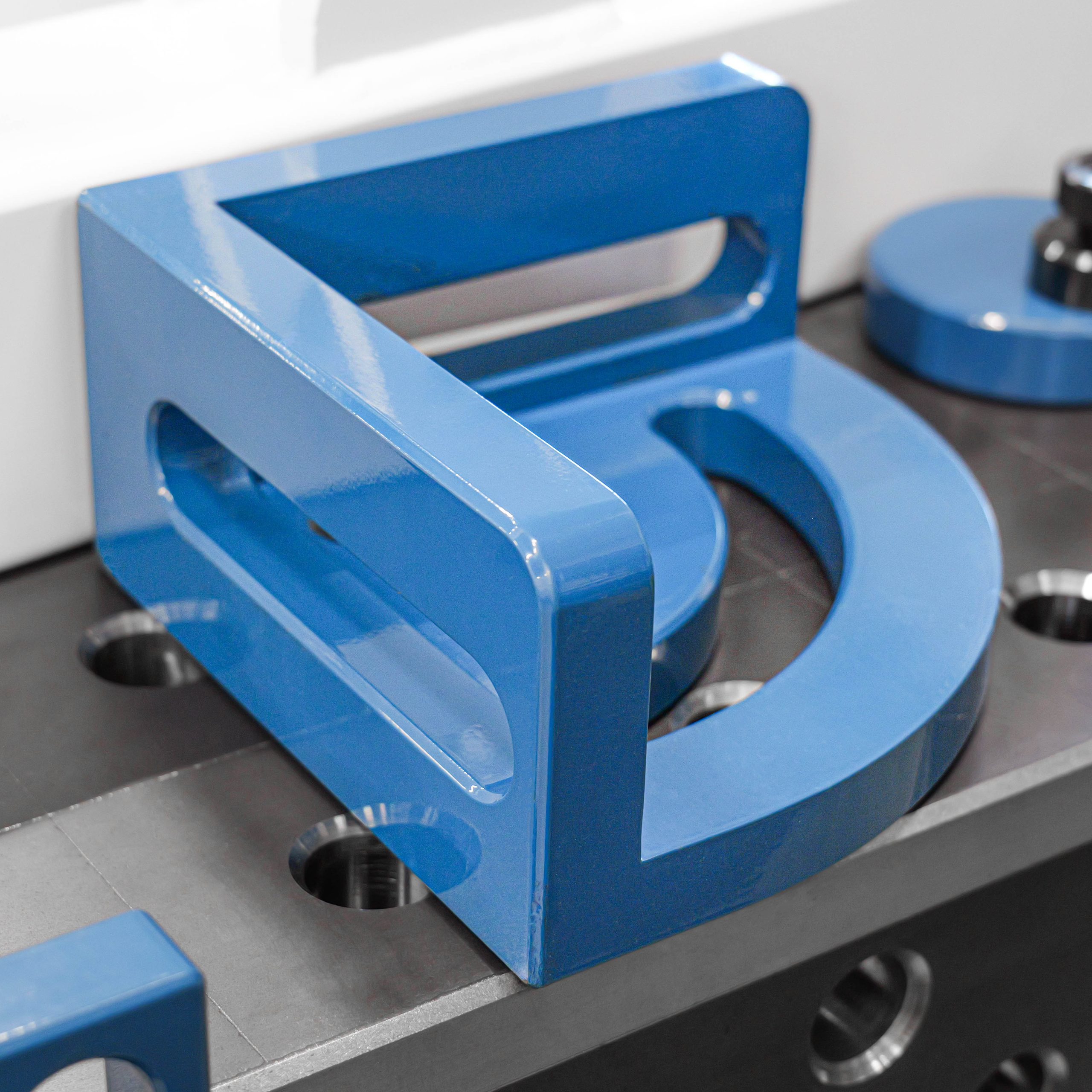 Kątownik 200x200mm, System - Φ28, Seria - EXPERT