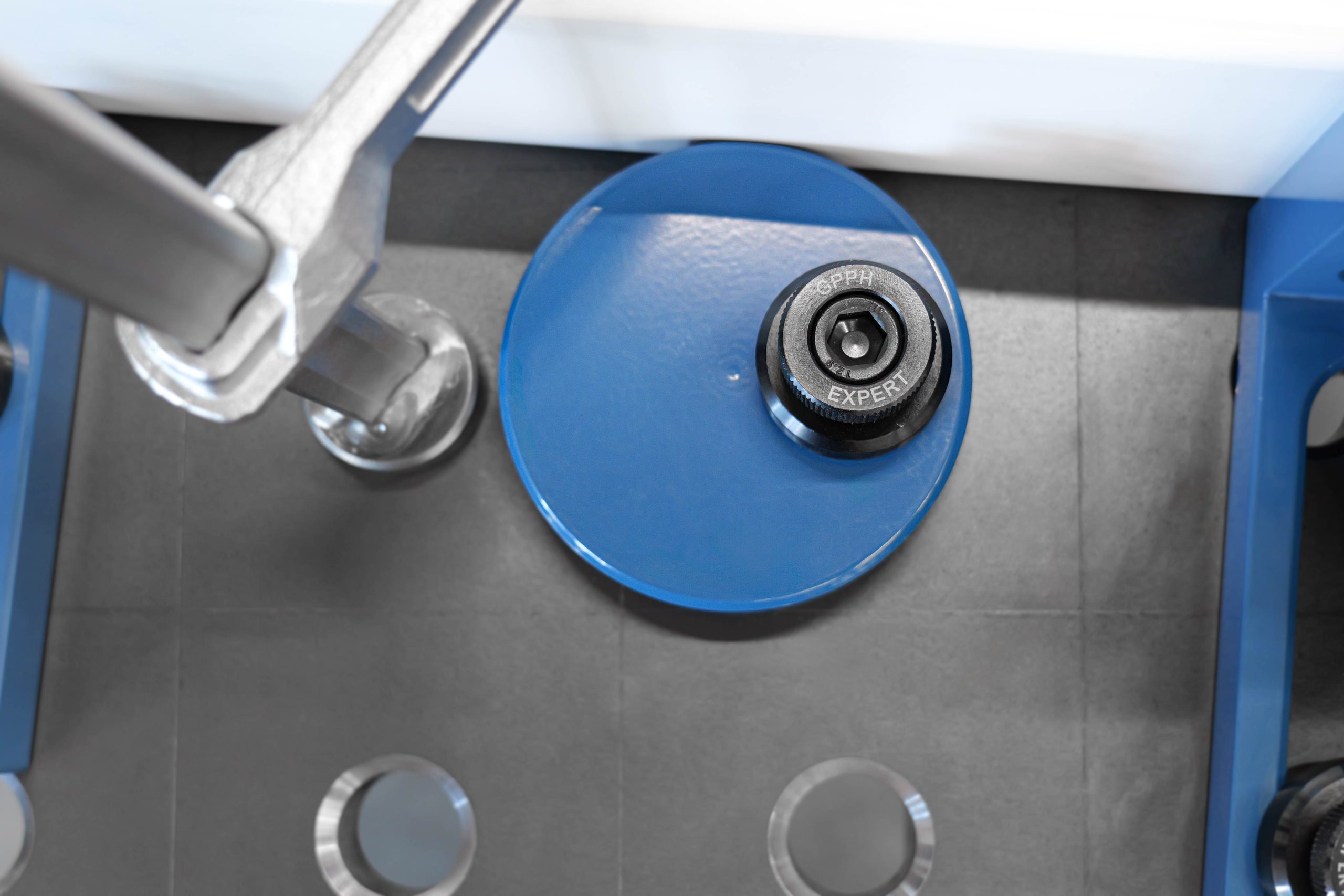 Eccentric stop φ100, System - Φ28, Series - EXPERT