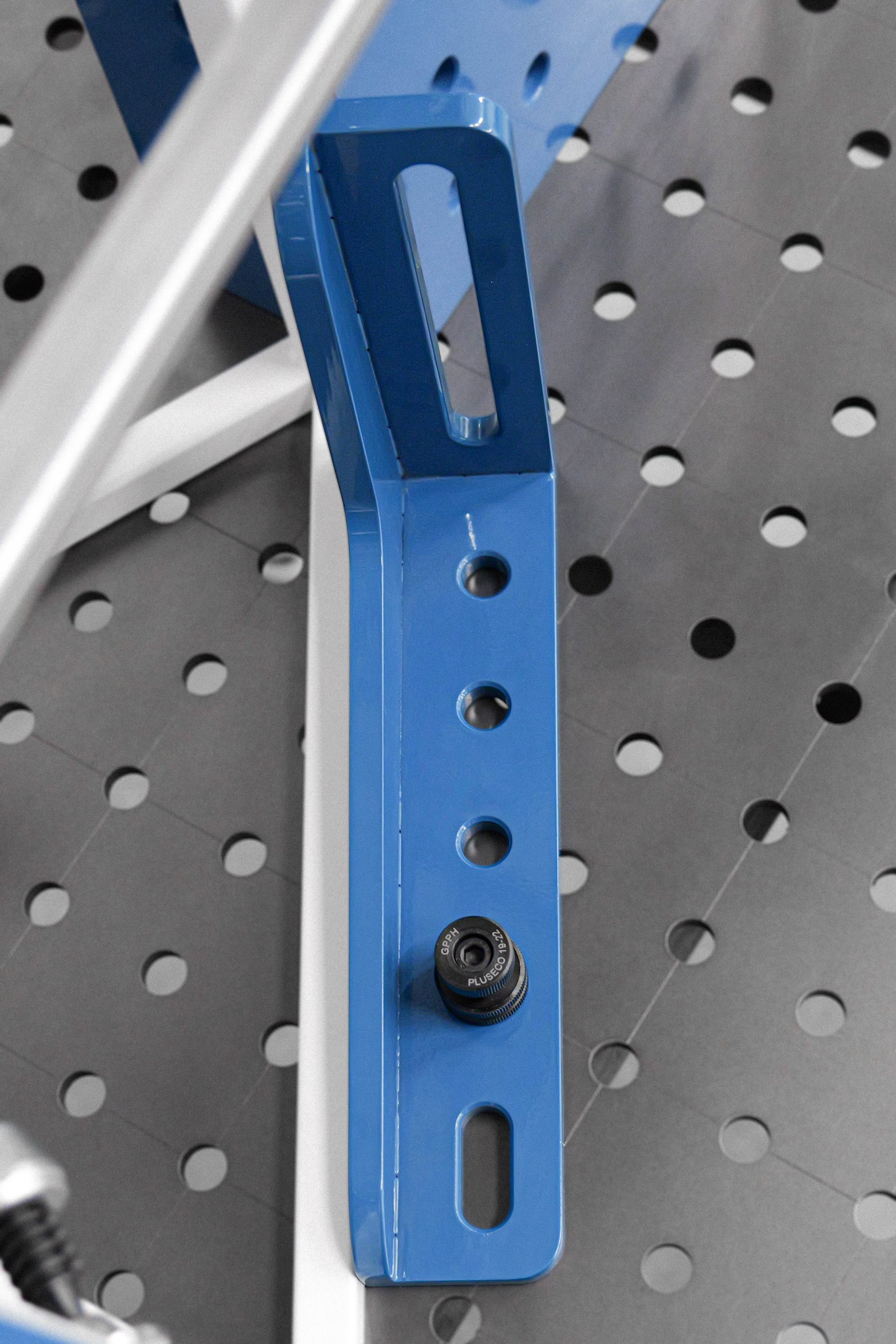 Ángulo 300 x 190 mm, sistema - fi16, serie - PLUS