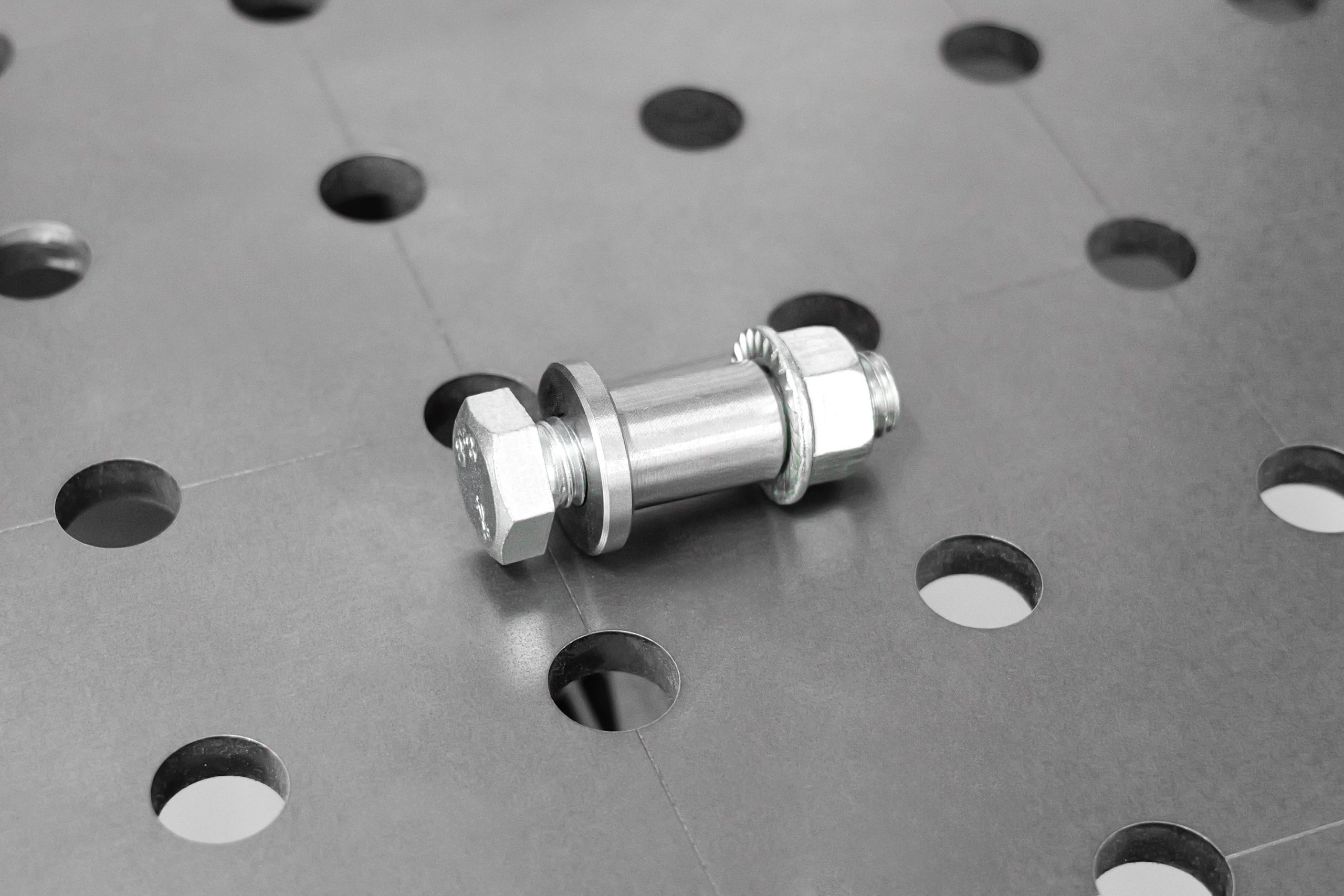 Pin do montażu fi16 mm seria PLUS