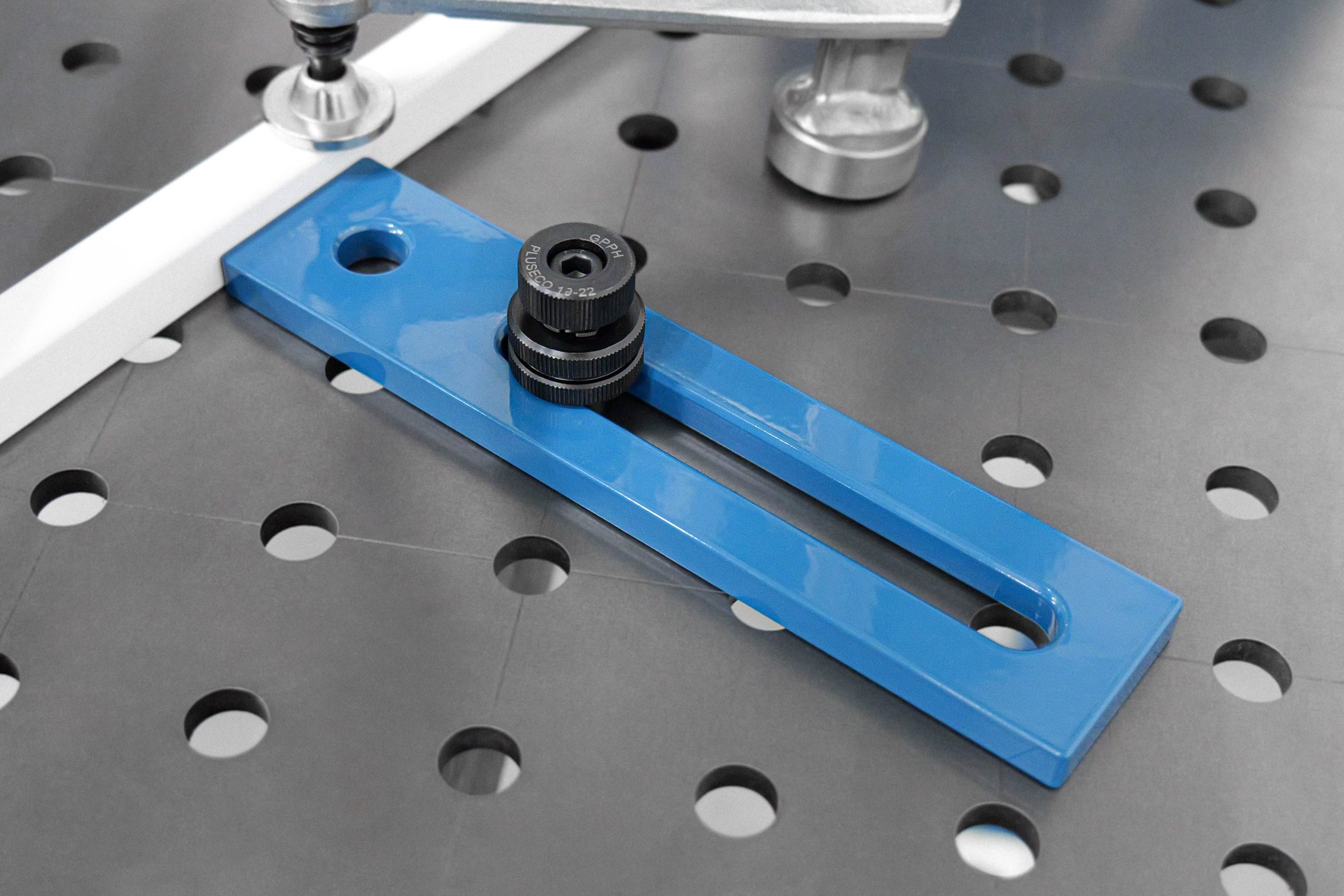 Stop 225, System - fi16 mm, Series - PLUS