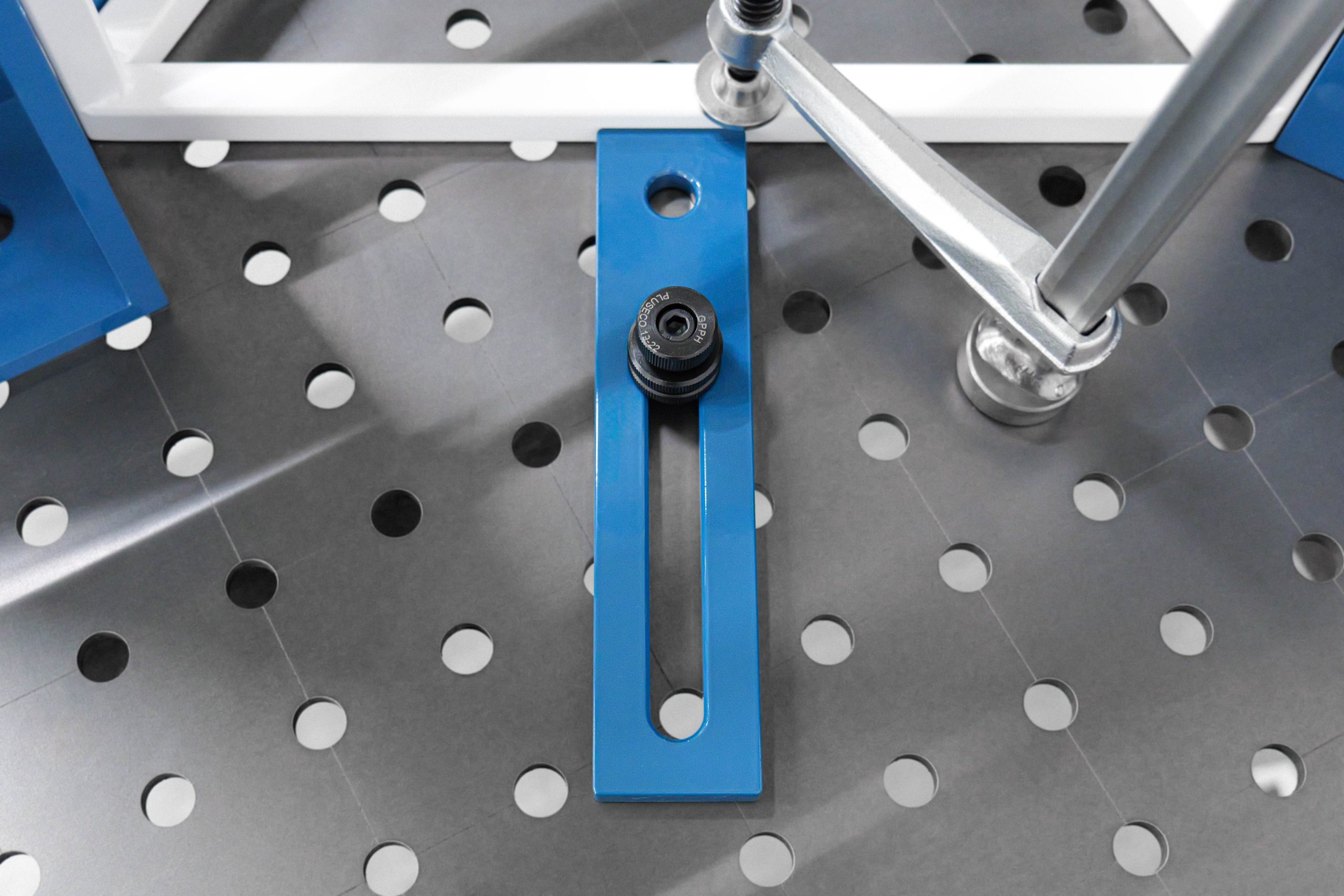 Stop 225, System - fi16 mm, Series - PLUS