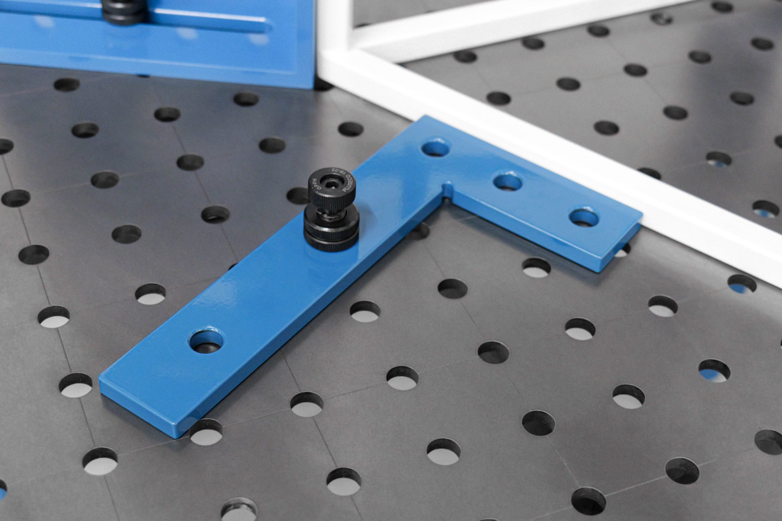 Ploché pravítko 275×150 mm, Systém – fi16 mm, Séria – PLUS