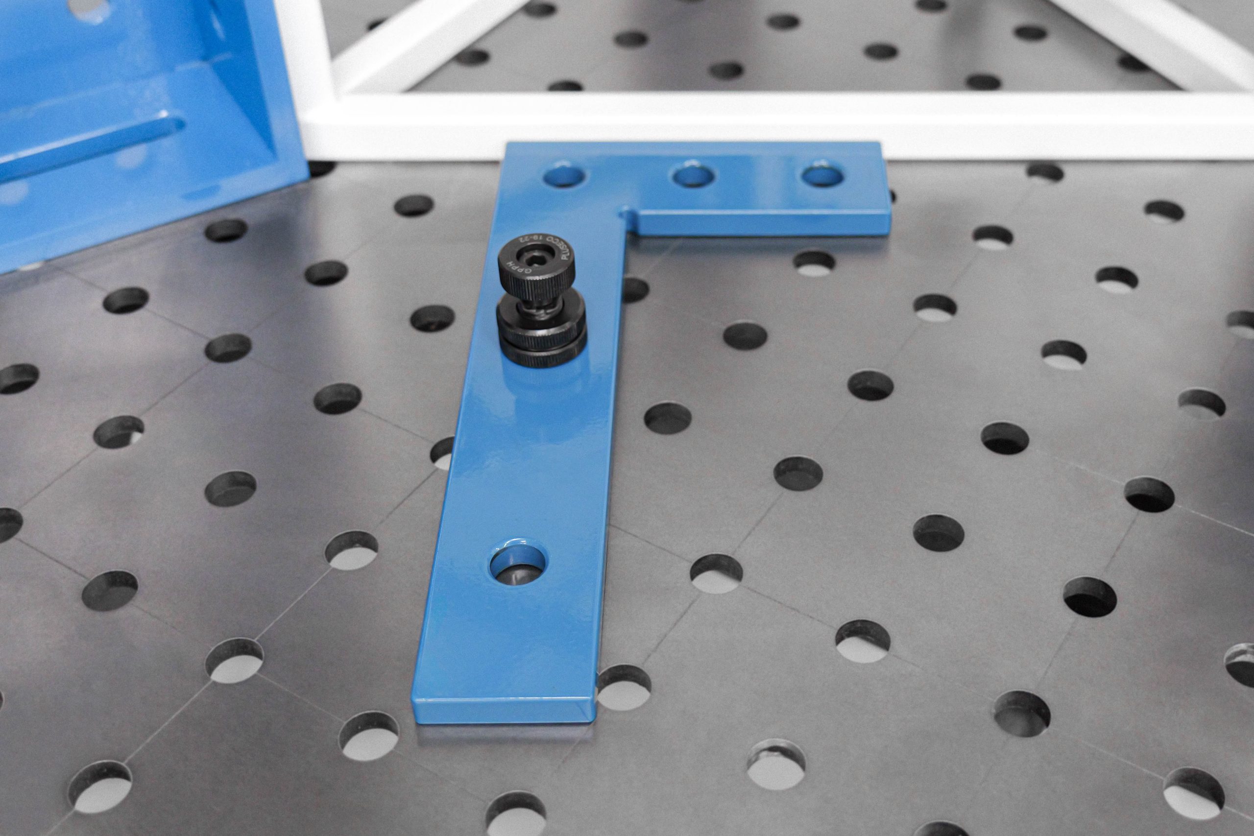 Ploché pravítko 275×150 mm, Systém – fi16 mm, Séria – PLUS